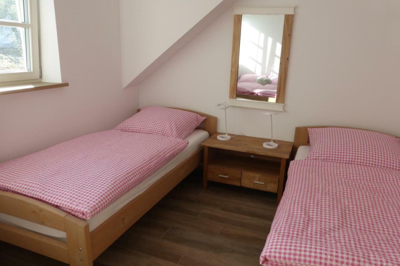 Ferienwohnung Am Groelisbach Roetgen Exteriör bild